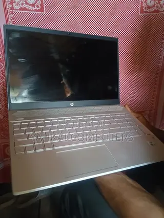 Laptop HP Pavilion 15z 8GB Intel Core i5 SSD 256GB