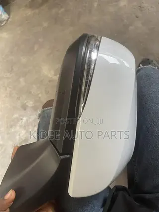 RAV4 2021 to 2024 Model Side Mirror With Sensor and Light