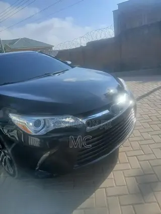 Toyota Camry XLE 4dr Sedan (2.5L 4cyl 6A) 2017 Black