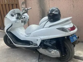 Motorcycle 2025 White