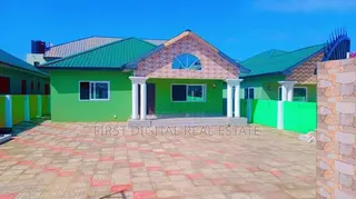 3 Bedroom for Sale in Kasoa Roman