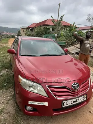 Toyota Camry SE 4dr Sedan (2.5L 4cyl 6AM) 2010 Red