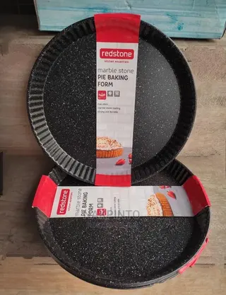 Cake Pan. Tart Pan ( Pie Baking Tin ) 30cm