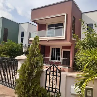 4bdrm House in Paraku Estate Dome for sale