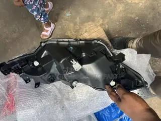 Toyota Corolla Headlights 2017-2019 LE/CE Pair