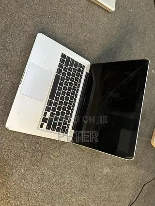 Laptop Apple MacBook 2011 2GB Intel Core i5 HDD 16 GB