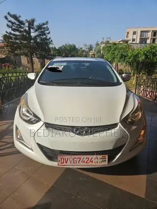 Hyundai Elantra 2016 White