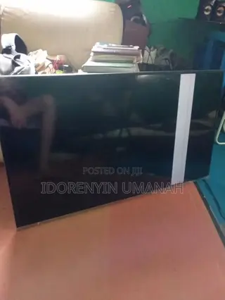 42 Inch Samsung Smart TV