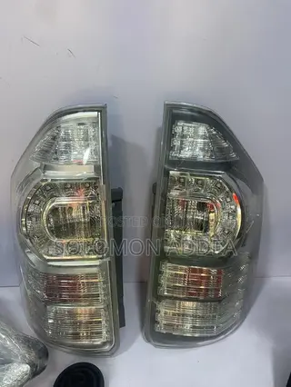 Toyota Voxy Model, Roughly 2007–2013) LED Rear Tail Light Assemblies.