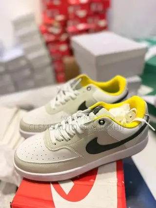 Nike Court Vision
