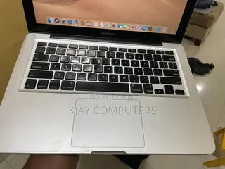 Laptop Apple MacBook Pro 4GB Intel Core 2 Duo HDD 320GB