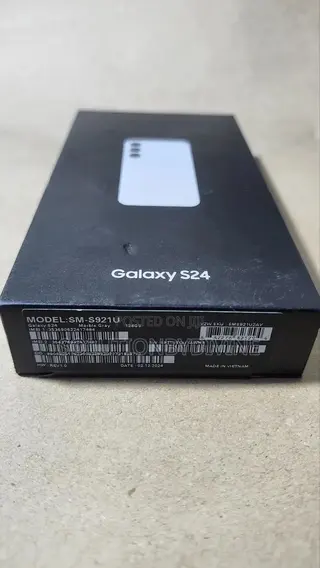 New Samsung Galaxy S24 128 GB