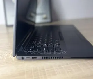 Laptop Dell Latitude 5400 16GB Intel Core I7 SSD 512GB