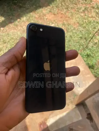 Apple iPhone SE (2022) 128 GB Black