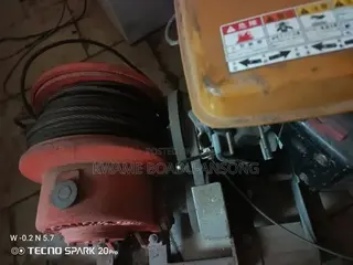 Fuel Powered Hoist