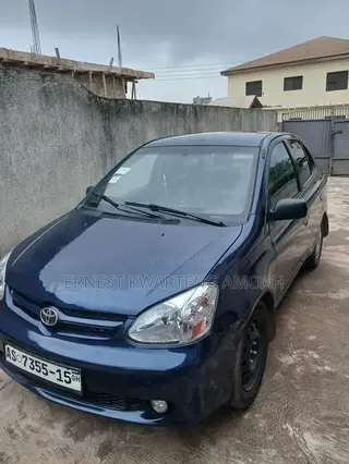 Toyota Echo Sedan 2005 Blue