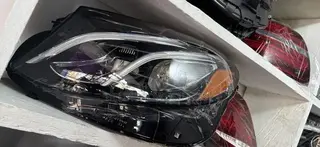E 300 W213 Front Headlights