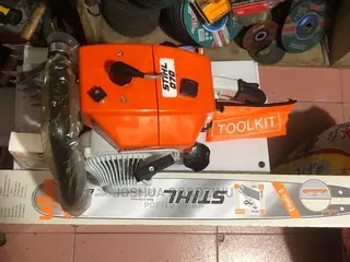 Chainsaw Machine