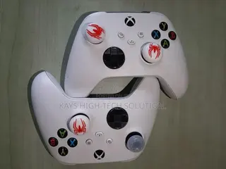 Xbox Series S/X Controllers Available