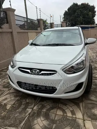 Hyundai Accent SE Sedan 2017 White