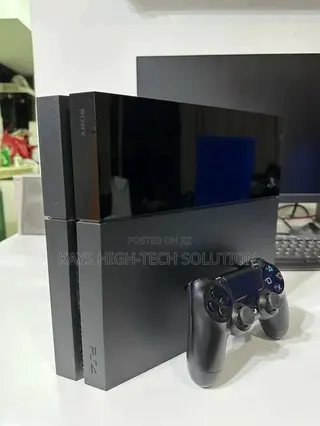 Ps4 Standard With 1 Controller(Fc 27, Gta v 10 Games)