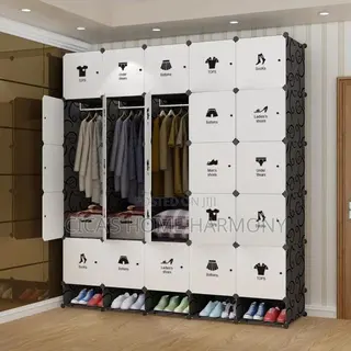 25 Cubes Plastic Wardrobe