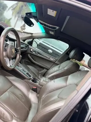 Porsche Macan Turbo 2016 Black