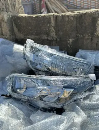 Toyota Hilux 2020 2021 2022 2023 Headlight Normal