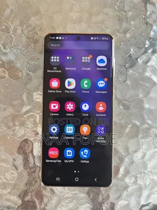 New Samsung Galaxy S21 5G 128 GB Bronze