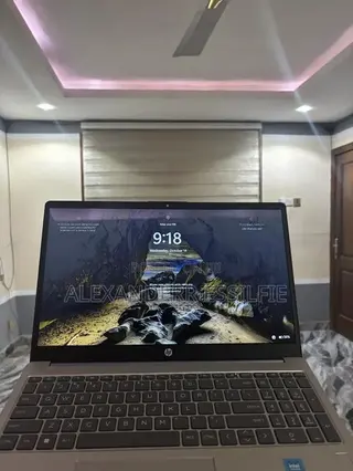New Laptop HP 4GB Intel HDD 128GB