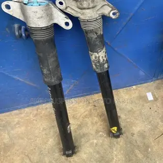 Range Rover Velar Back Shocks