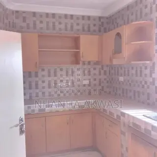 3bdrm Apartment in Lashibi 19, Tema Metropolitan for rent
