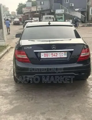 Mercedes-Benz C250 2013 Black