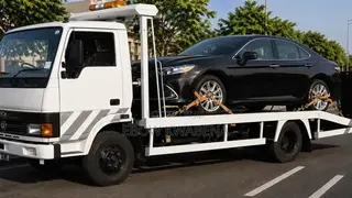 24/7 Vehicle / Car Towing Services in Airport Residential Area