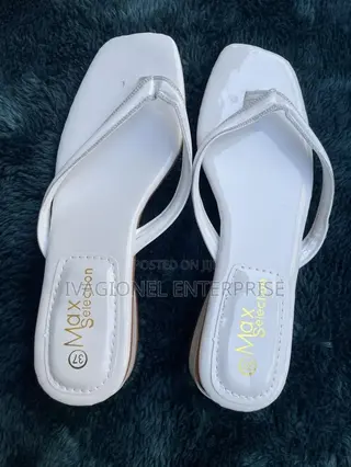 Ladies Slippers