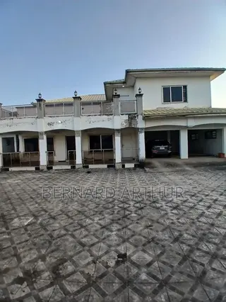 5bdrm Mansion in Bernard Agency, Amasaman for rent