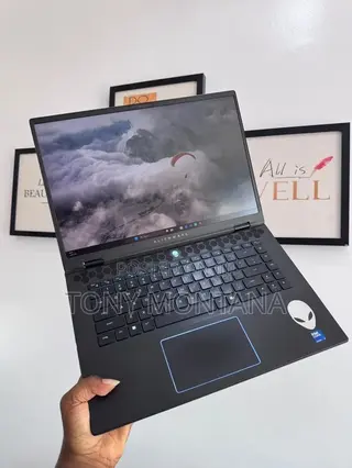 Laptop Dell Alienware Aurora 16 16GB Intel Core Ultra 7 HDD+SSD 1T