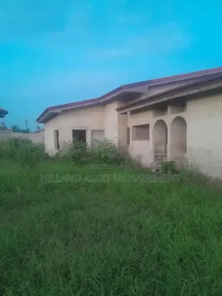 5bdrm House in Anaji Namibia,, Takoradi for sale