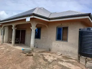 3bdrm House in Walako Estate, Nyanyano for sale