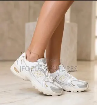 New Balance 530 White/Cream/Silver