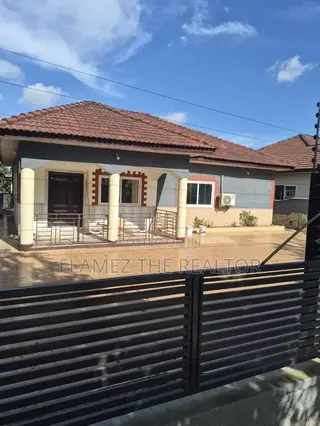 3bdrm House in Koans Estate, Amasaman for rent
