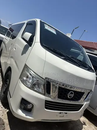 Nissan Caravan (Urvan) 2015 White