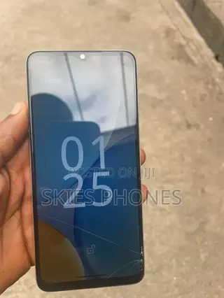 Itel A06 32 GB Silver