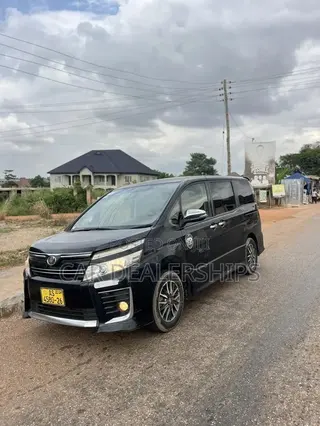 Toyota Voxy 2015 Black