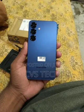 New Samsung Galaxy S25 128 GB Blue