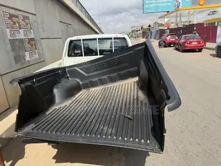 Mitsubishi L200 2026,2025,2023,2024,Bucket Linning Available
