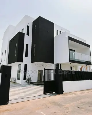 4bdrm Mansion in Adjiringanor, East Legon for sale