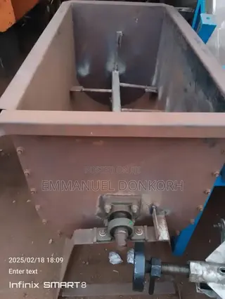 Poultry Feed Mixer