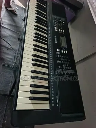Yamaha E363