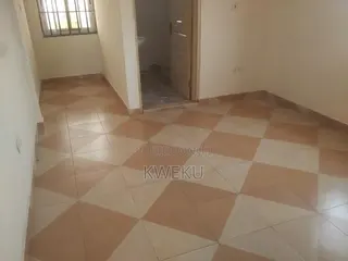 1bdrm Apartment in Estate Agency, Baatsona Total for rent